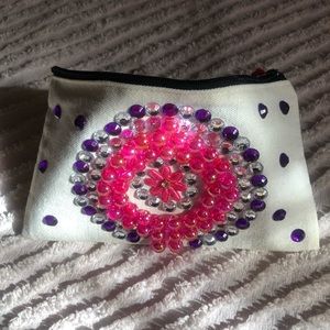 Cosmetic bag